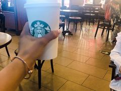 -星巴克臻选(盐城金鹰聚龙湖店)