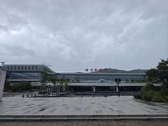 -布丁严选酒店(杭州武林西湖文化广场地铁站店)