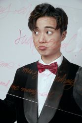 -卢浮宫婚纱摄影(银河国际店)