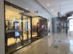 -万宝财富商业广场