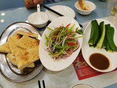 -马尔龙新疆饭店·清真(瑞景店)