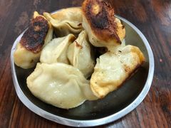 -黄阿姨锅贴大王(万航渡路店)