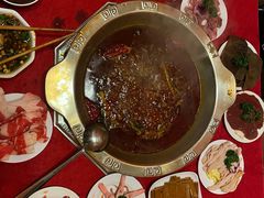 -山城年华老火锅(玉林店)
