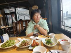 -嫩芽 ·地道重庆菜(十八梯露台夜景店)