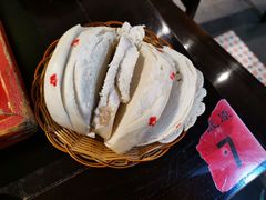 -蓝田九大碗民俗食府(蓝田店)