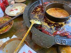 -黄潇洒老火锅(九眼桥宏济巷店)
