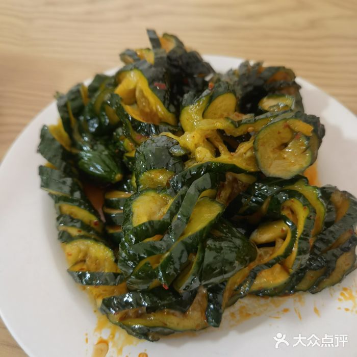 王三姑牛肉饼蓑衣黄瓜图片