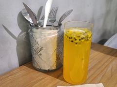 凤梨百香果气泡水-Artisan匠匠(中央大街店)