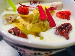 -桥边小楼·手工云南菜·古城观景小楼