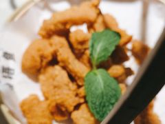 -渔语鱼酸菜鱼新川菜(来福士店)