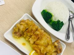 西柠鸡扒饭-佰搭果·广式茶餐厅(西华路店)