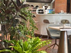 -潮一不贰·法式甜品·生日蛋糕·西式简餐(外滩店)