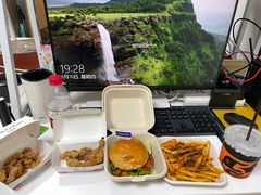 -前进5路汉堡炸鸡(昙华林店)