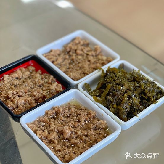 黄记稻花香米线坊(建筑大学分店)