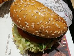 -The Habit Burger Grill 哈比特汉堡(爱琴海店)