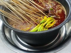 红锅-俭让佬妈现卤串串(温江总店)