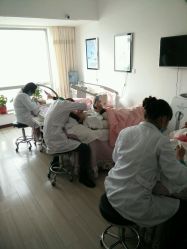 -苗方清颜专业祛痘