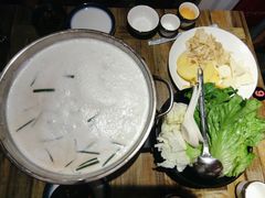 -夏屿湖畔.落日湖景餐厅(普者黑景区店)