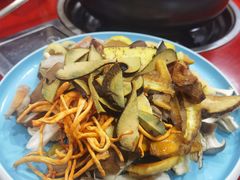 -菌之家·专业纯野生菌火锅·特色炒菌