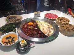 毛肚-卤校长重庆火锅(国兴店)