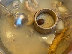 -朴小妹人参鸡汤火锅(长白山万达店)