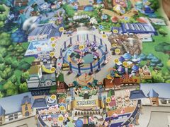 -蓝精灵乐园·世茂精灵之城主题乐园