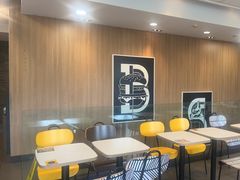 -麦当劳(杨林得来速店)