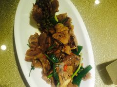 -车之谷·汽车文化主题餐厅(汽开店)