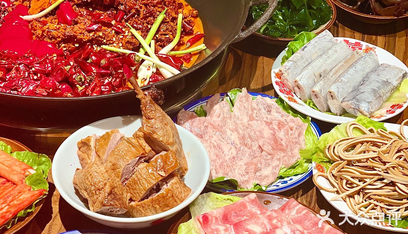 牛小渝火锅体验