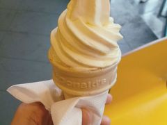 -麦当劳(世界城广场店)