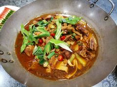 老唐三下锅-老唐三下锅 ·张家界地标美食(溪布街店)