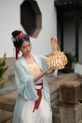 -苏悦旅拍·汉服旗袍体验馆
