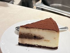 -广州中心皇冠假日酒店·汇点大堂吧