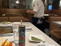 大堂-海底捞火锅鲜切牛肉主题店(长寿路店)