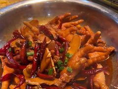 -昱龙大盆牛蛙馆(三兴街总店)