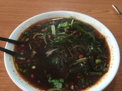 酸辣粉-月越小吃
