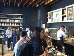 -星巴克(广州南站A18检票口楼上)