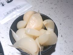 餐前糖蒜-京韵胡同·酱香羊蝎子火锅涮肉(长寿路店)