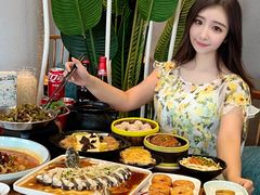 -莲餐厅·湖北菜·潜江小龙虾店(愚园路店)