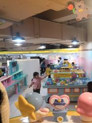 -多多淘儿童体验中心(重庆来福士店)