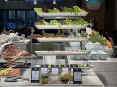 -飨食汇全日制餐厅·昆山皇冠假日酒店(九方店)