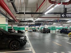 -北外滩来福士办公楼西塔-地下停车场