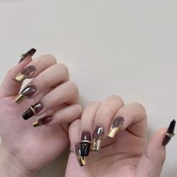 -花岐款式专研健康美甲沙龙