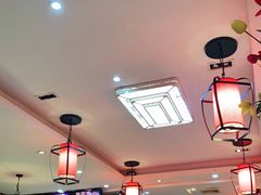 大堂-东北哈尔滨酱骨头馆房掌柜铁锅炖