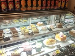 -西西弗书店&矢量咖啡(壹方购物中心店)