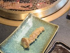 -铭牛烧肉·和牛海鲜自助(高新月牙湖店)