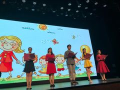 -蓝话筒·少儿成人演讲口才·主持朗诵·戏剧表演(大华第一坊店)