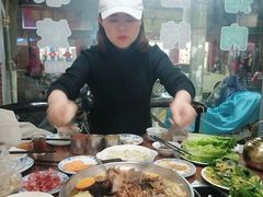 -石记东北风味烤肉店(子固路店)