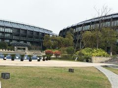 -上海滴水湖皇冠假日酒店