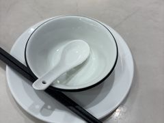 -吴记小园楼(白塔西路总店)